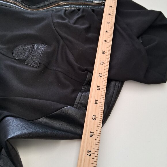 Headrush Jacket - Picture 10 of 14